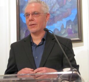 Tom Bergen speaking at Ingo Swann's memorial service in 2013